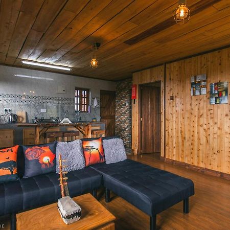 The Wonky House Apartment Timau Екстериор снимка