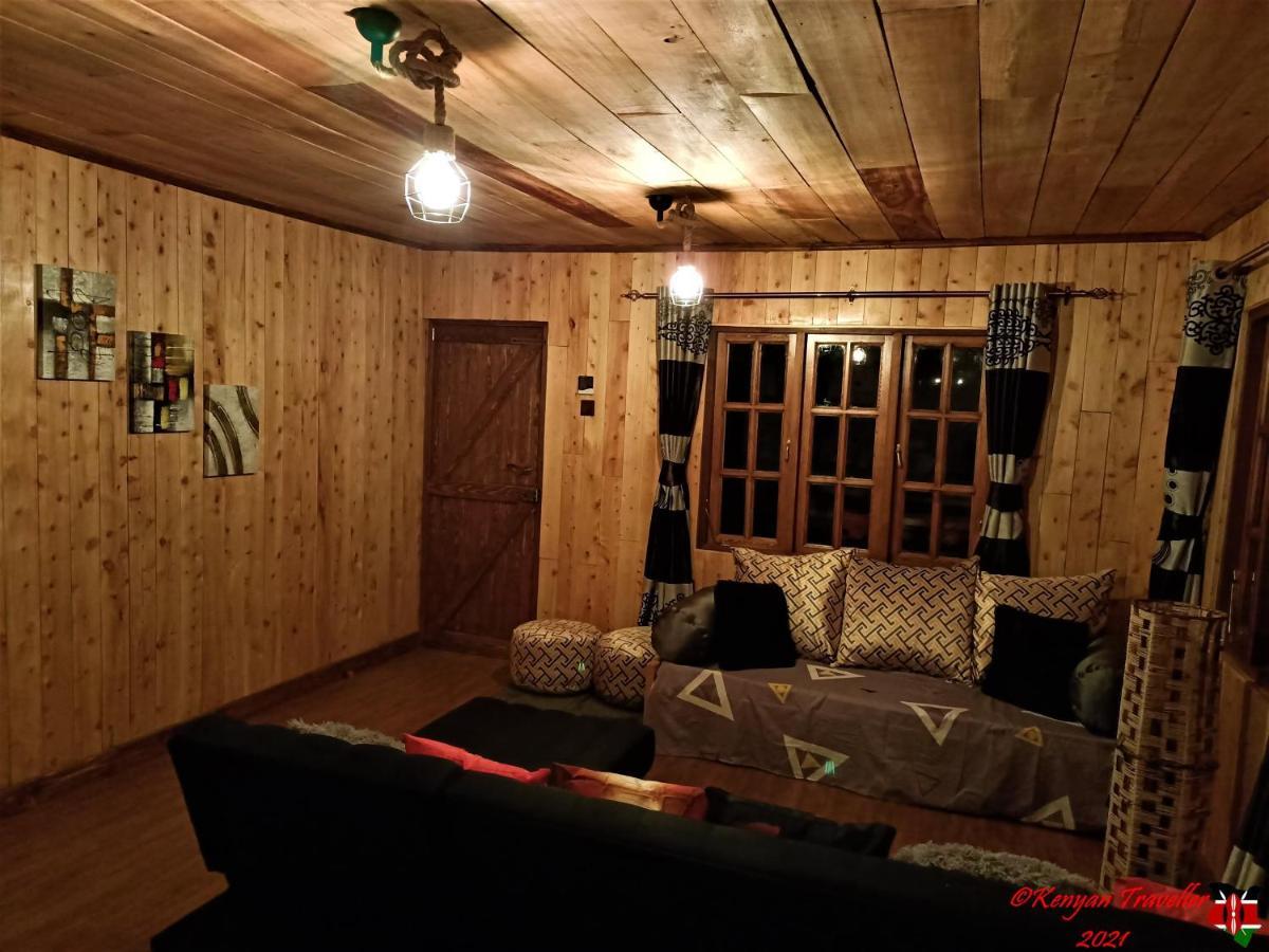 The Wonky House Apartment Timau Екстериор снимка