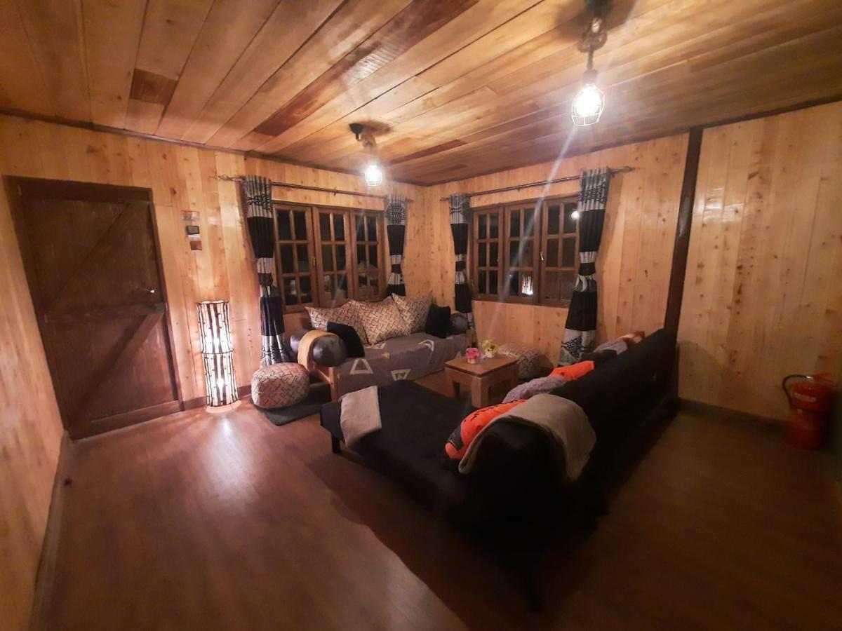 The Wonky House Apartment Timau Екстериор снимка