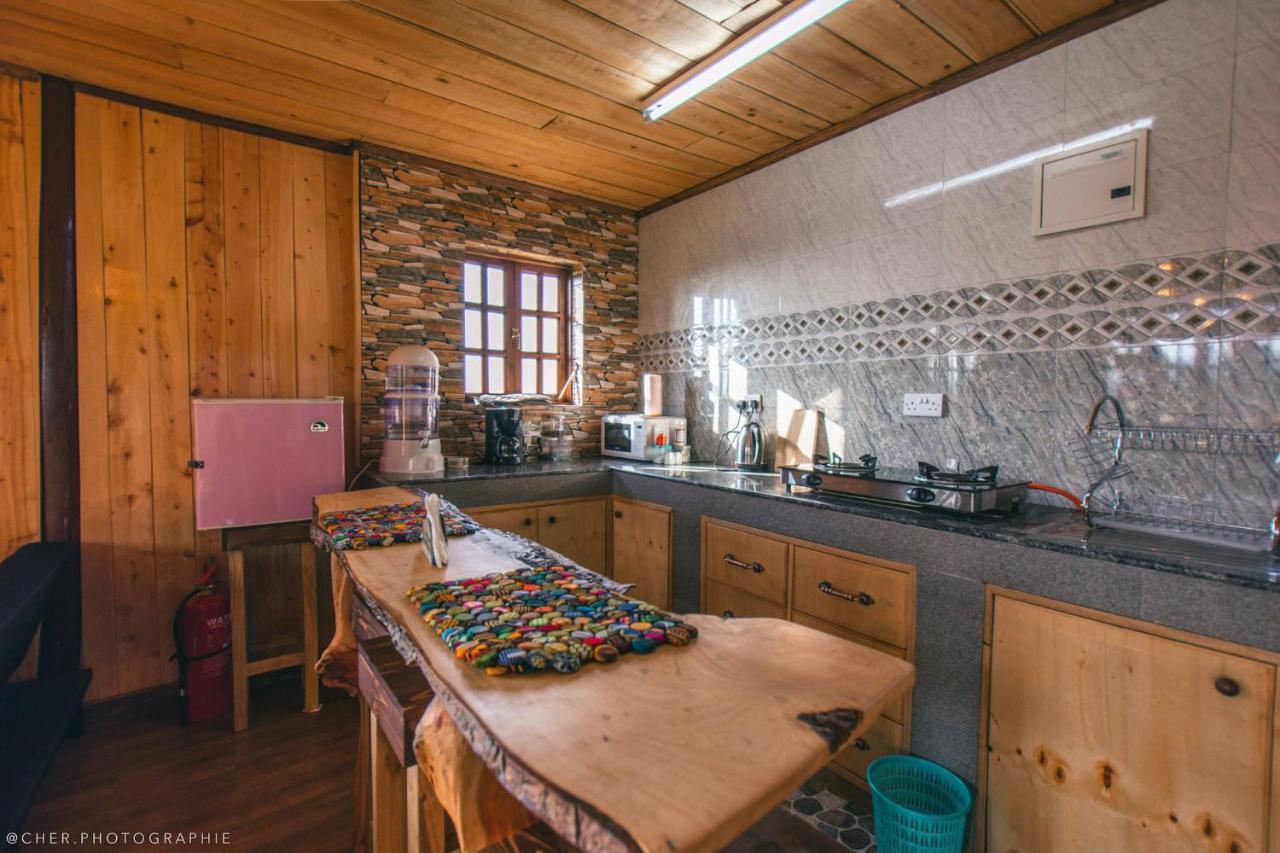 The Wonky House Apartment Timau Екстериор снимка