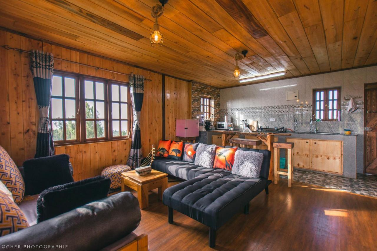 The Wonky House Apartment Timau Екстериор снимка